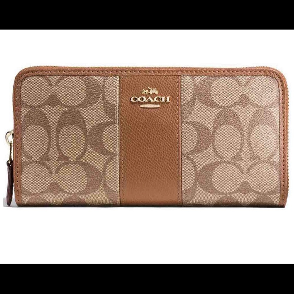 New coach wallet